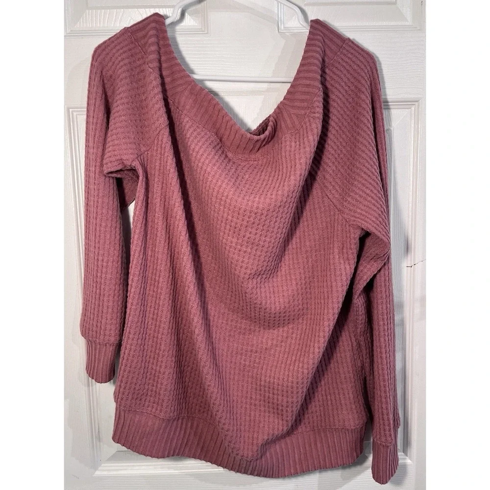 Torrid Off Shoulder Waffle Knit Sweatshirt Pink Size 0  12 Plus Soft Cozy NWT - Picture 5 of 11